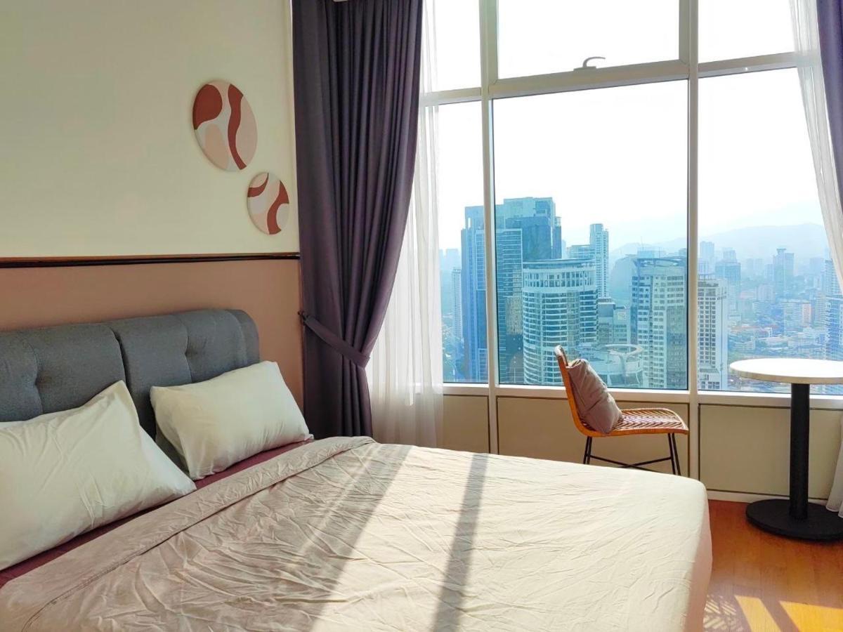 Sky Suites Klcc By Luna Куала-Лумпур Экстерьер фото