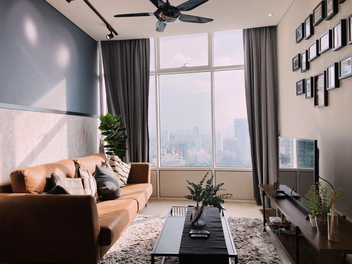 Sky Suites Klcc By Luna Куала-Лумпур Экстерьер фото